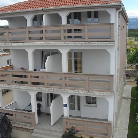 Apartments Jurjevic Novalja Exterior photo